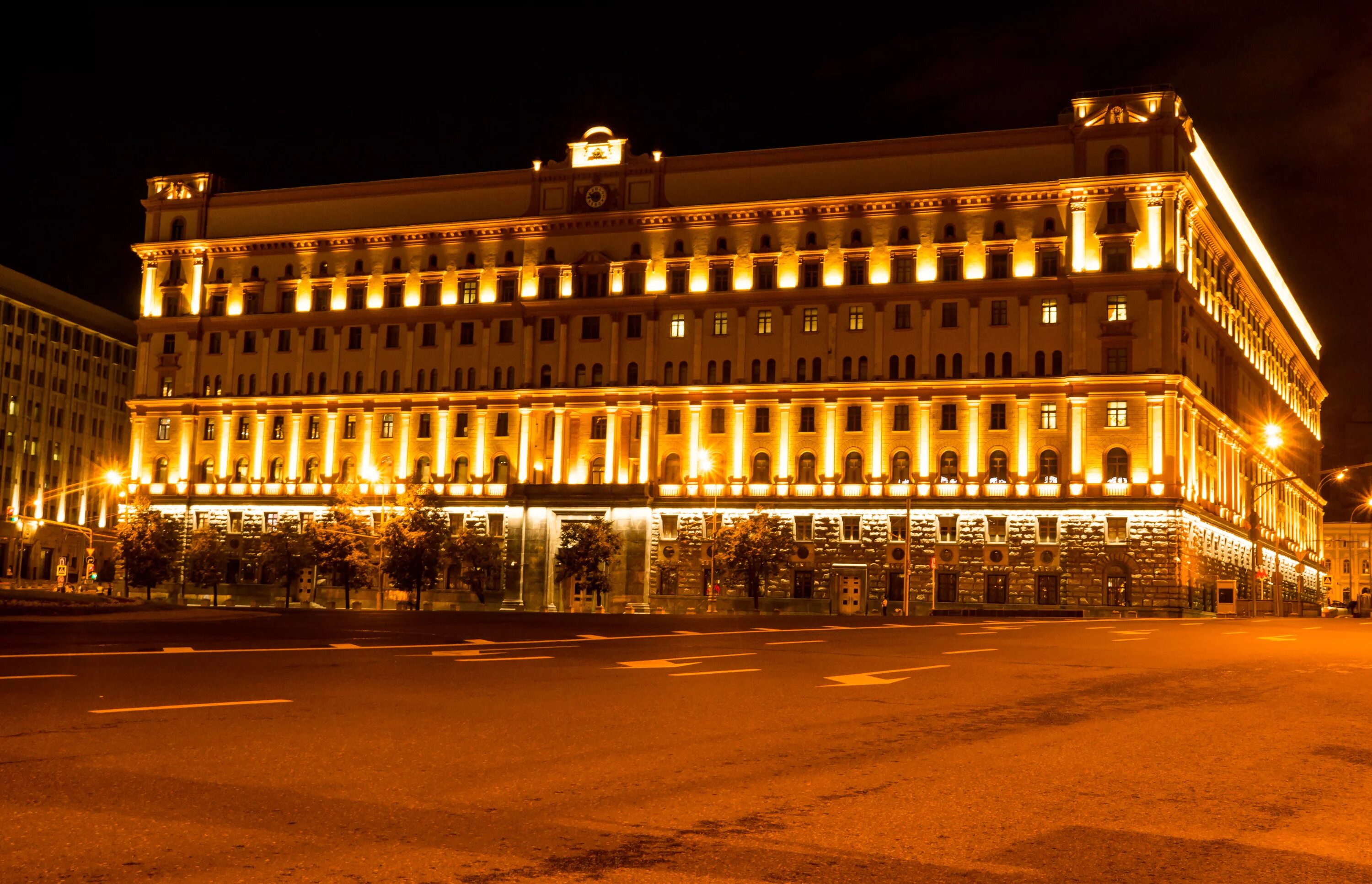 лубянка, цдм театральный пр. лубянка никольская ночью. красивые лубянке. лубянская площадь. ночь лубянка москва.