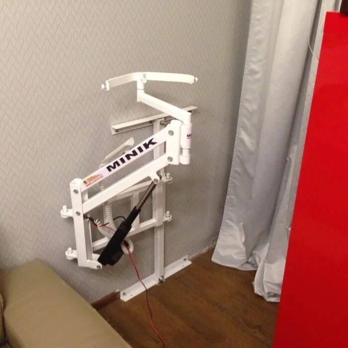 Универсальный подъемник миник. Миник подъемник для инвалидов отче савва. Подъемник миник савва. Прикроватный подъемник миник. Подъемник миник.