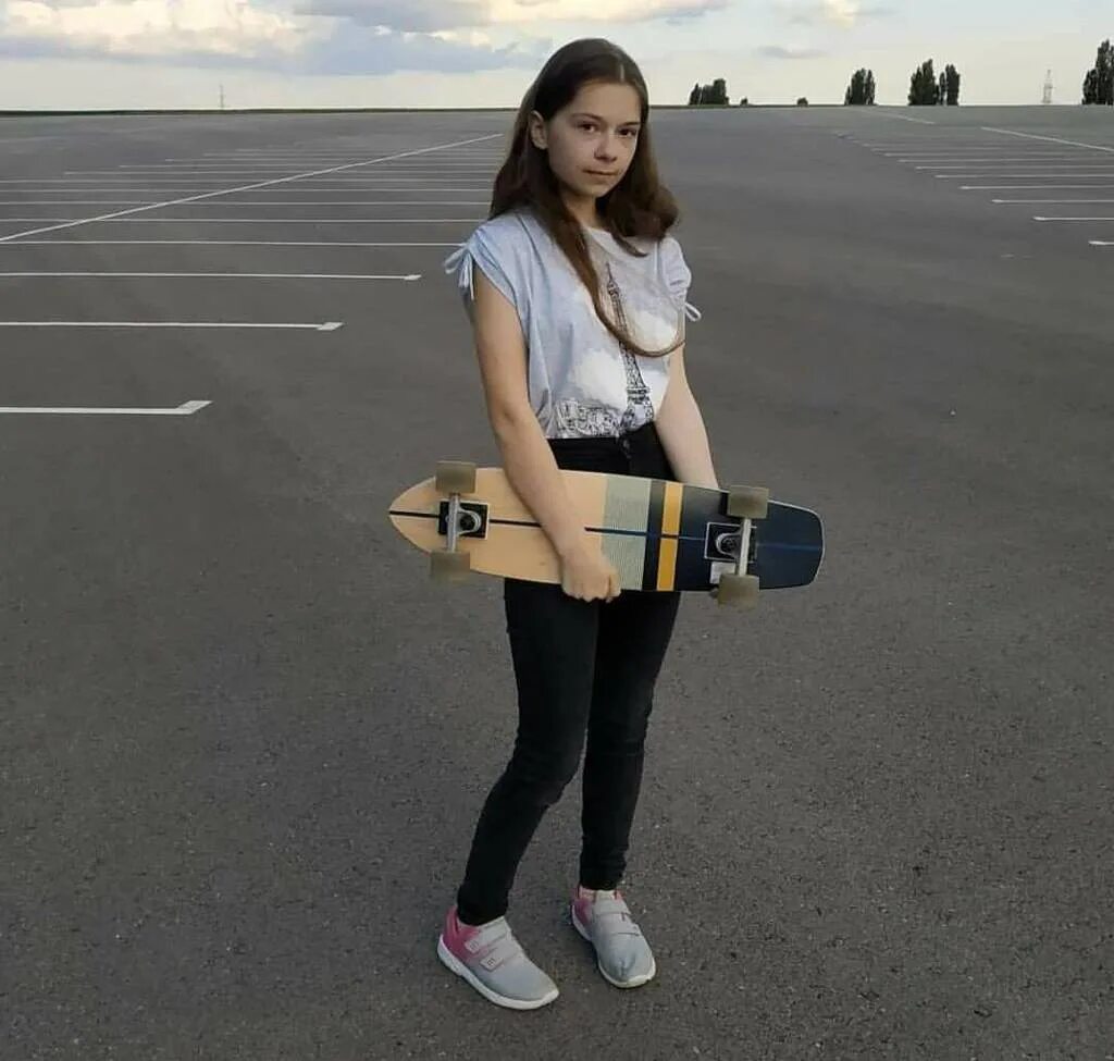 Участники иксо тим 2021. Иксо тим хаус. Общая фотография класса. Джаст тим хаус участники. Полина из руслана гладенко.