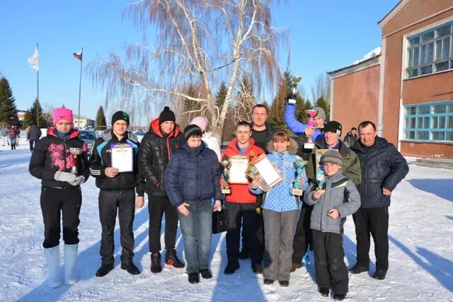 Погода николаевка петропавловский район алтайский. Николаевка Поспелихинский район Алтайский край. Николаевка Петропавловский район Алтайский край. Алтайский край Поспелихинский район село Николаевка. Поспелихинский район с Николаевка школа.