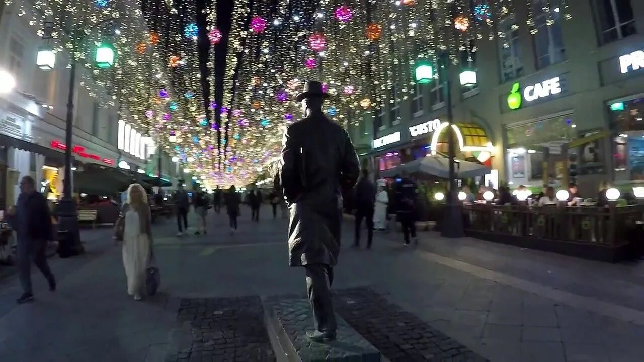 Куда сходить вечером в москве с девушкой. Прогулка в москве вечером. гулять ночью в москве. погулять в москве ночью. прогулка по ночной москве пешком.