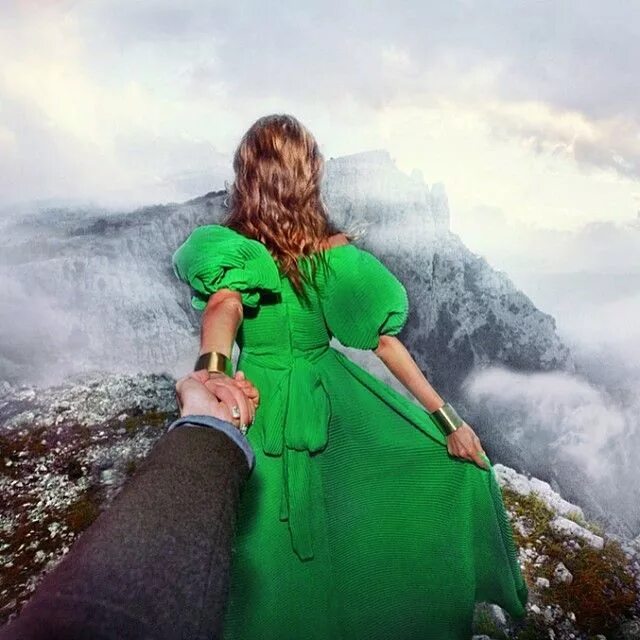 что ты ходишь за мной хороший