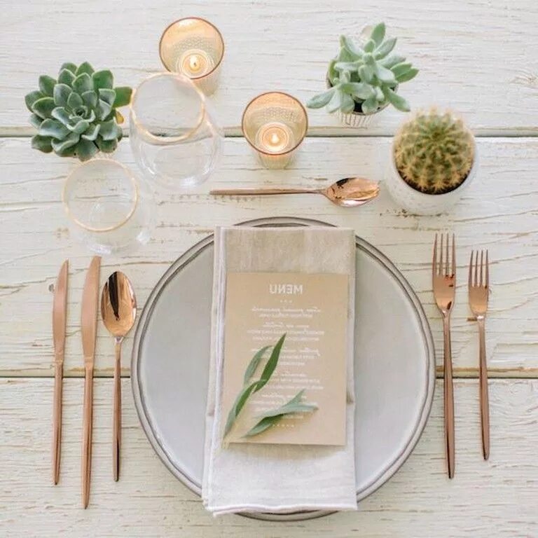 Set he table