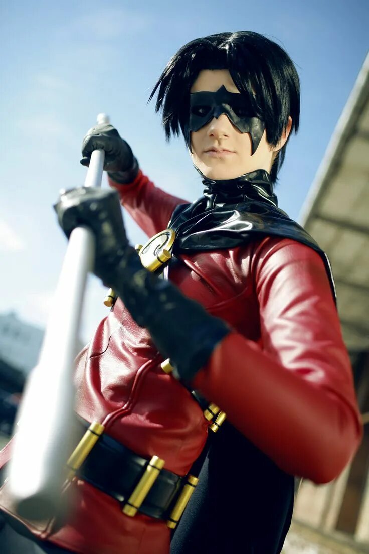 Robin тим Дрейк косплей. Robin tim Drake Cosplay. Робин косплей. Red Robin Cosplay.