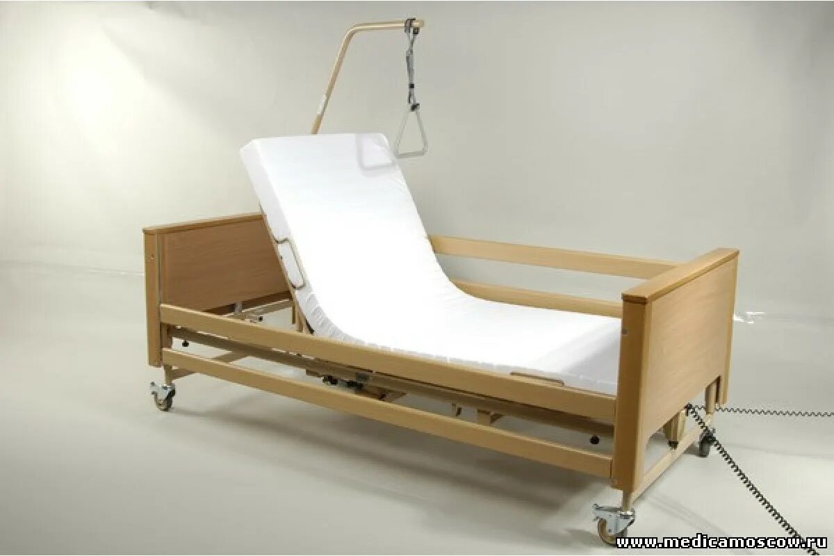 Кровать для больного инсультом. Arminia 2 медицинская кровать. Медицинская кровать с электроприводом Burmeier. Медицинские кровати Хилл рум. Кровать медицинская электрическая Burmeier Dali Standard.