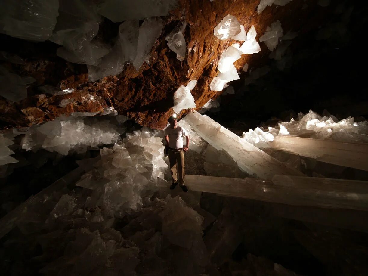 Пещера Куэва де Лос Кристалес. Пещера кристаллов (Cueva de los cristales), Мексика. Пещера селенита в Мексике. Гигантские Кристаллы пещеры Naica в Мексике. Crystal cave