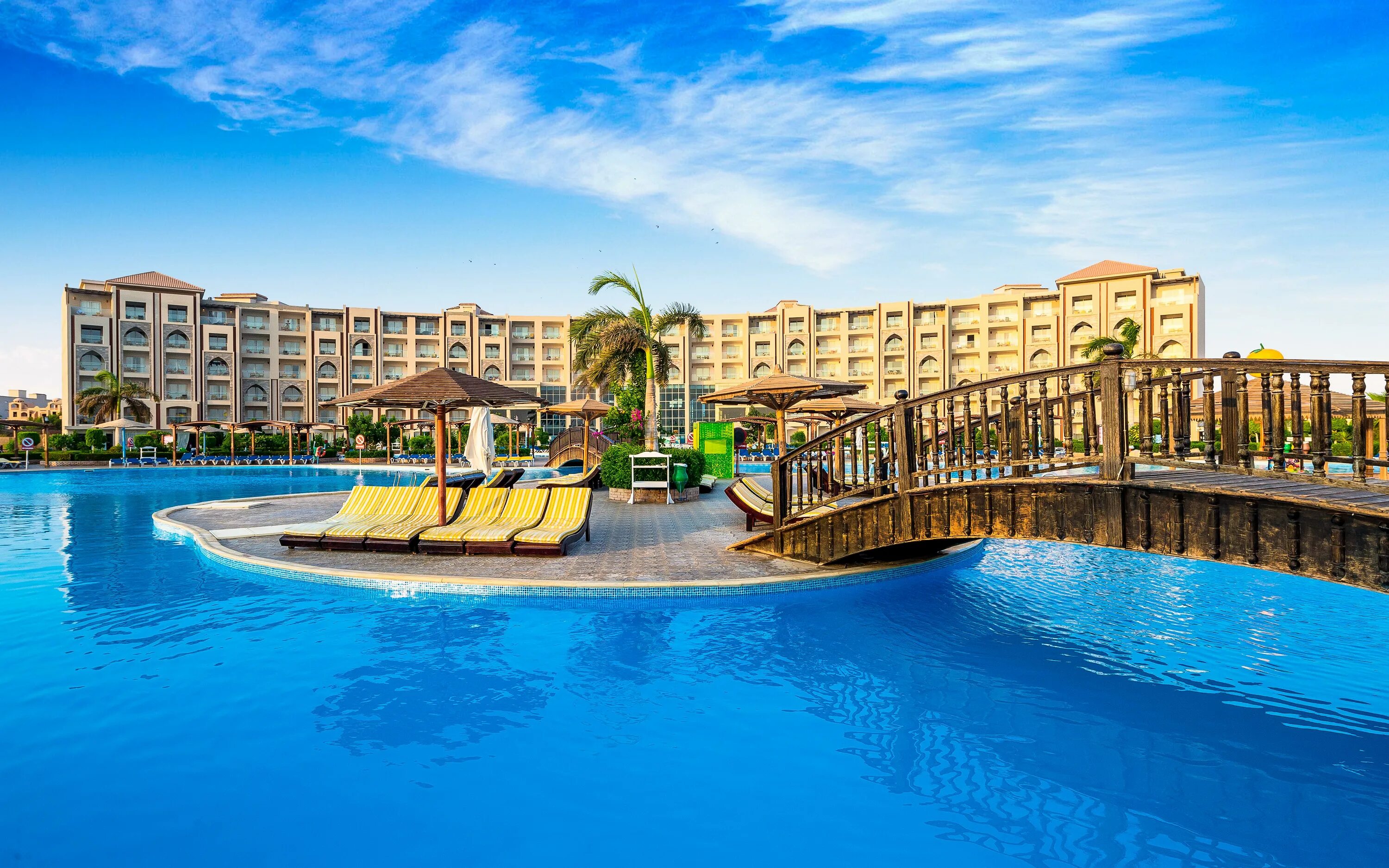 Hawaii caesar dreams aqua park resort 5. Гавайи Резорт Хургада. Отель Гавайи Парадиз Хургада. Hawaii Caesar Palace Hotel Aqua Park 5 Египет Хургада.