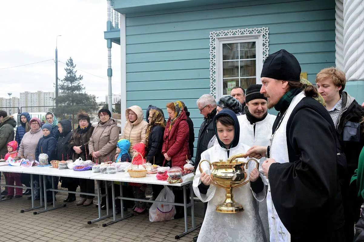 храм святых жен мироносиц в марьино расписание богослужений. храм трех святителей тольятти расписание богослужений. храм жен мироносиц истра расписание богослужений. расписание служб в церкви жен мироносиц в самаре. храм жён мироносиц калуга расписание.