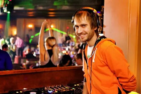 Dj roman