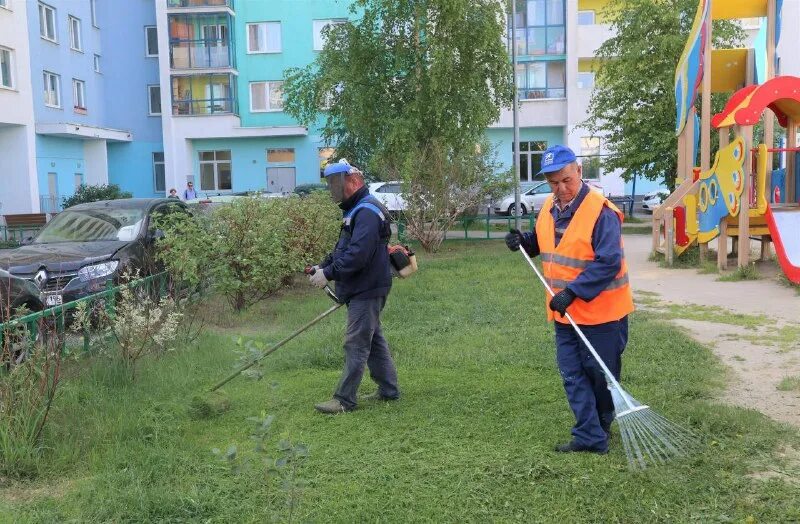 Спасенкурган. Дворник в управляющую компанию. Дворник жкх. Дворник. Дворники в оленегорске.