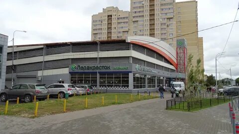 Полярная 35