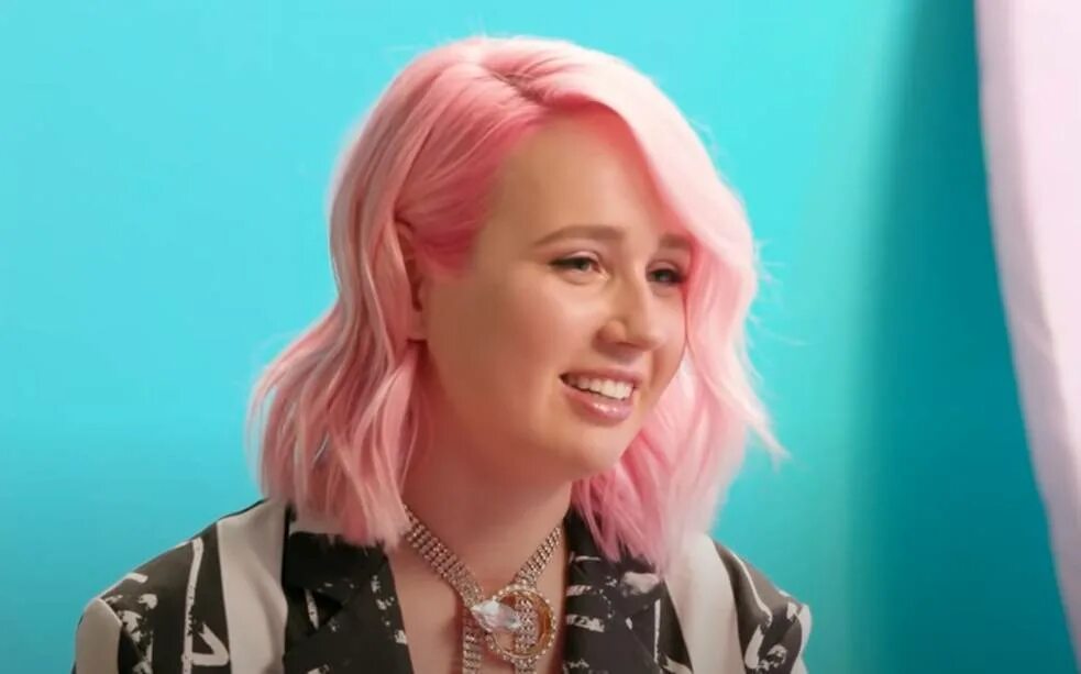 Против клавы кока. Клава кока 2022. Клава кока билли айлиш. Кока певица. Клава кока сейчас 2021.