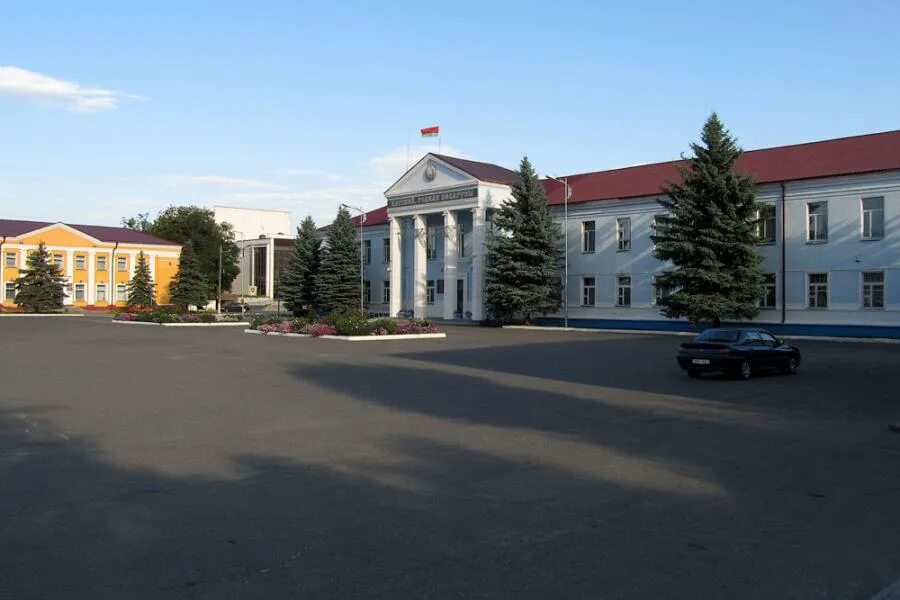 Житковичи беларусь. Житковичи коммунальник. Корчма будзьма гомель. Житковичи коммунальник. Директор коммунальник.
