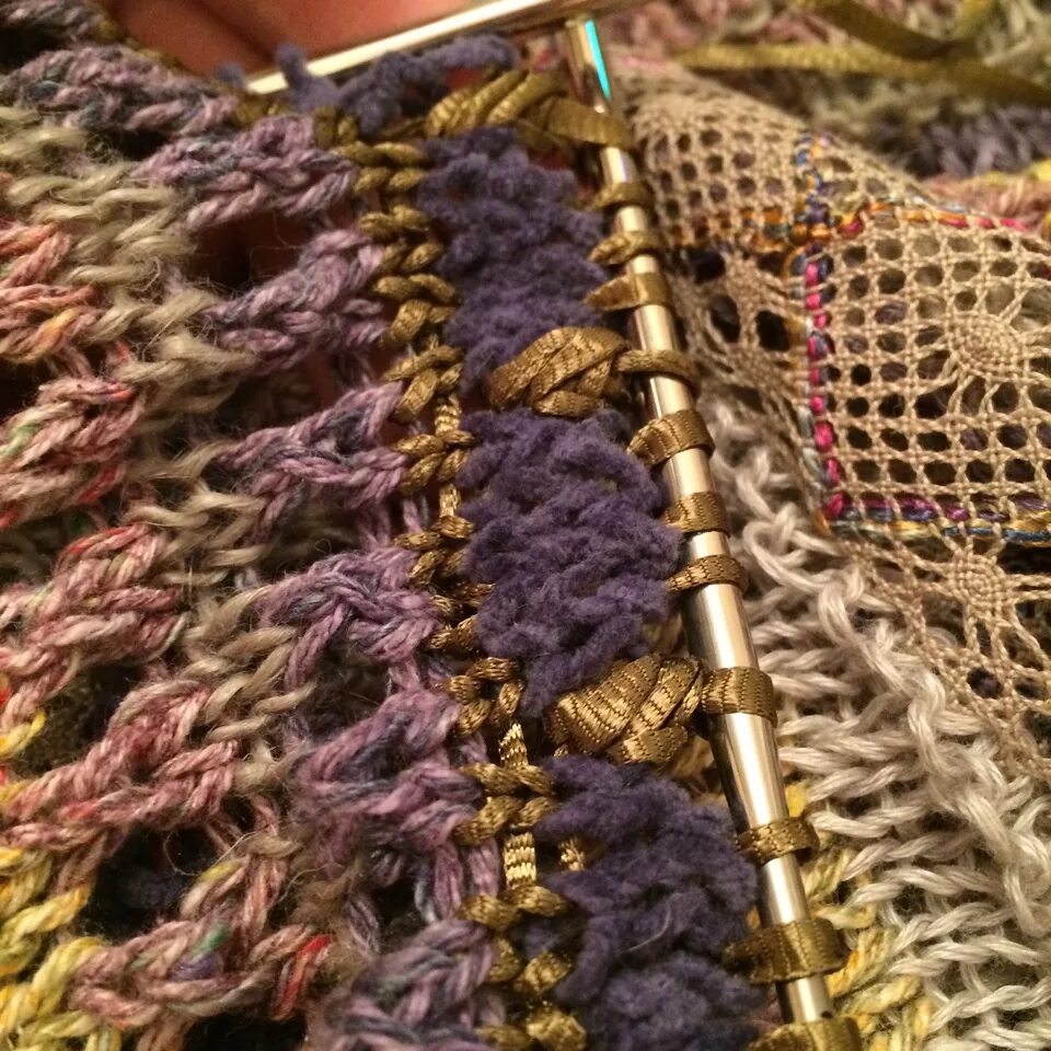 Сайт трискеле. Трискеле магазин пряжи. Трискеле магазин пряжи. Трискеле пряжа миксы. Трискеле вязание.