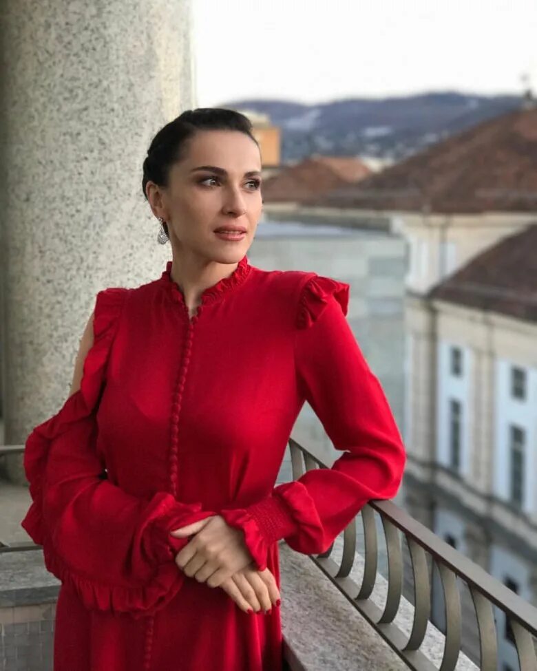 Российская журналистка наиля аскер-заде. Наиля аскер-заде россия 1. Аскер заде национальность. Наиля аскер. Наиля аскер-заде костин.