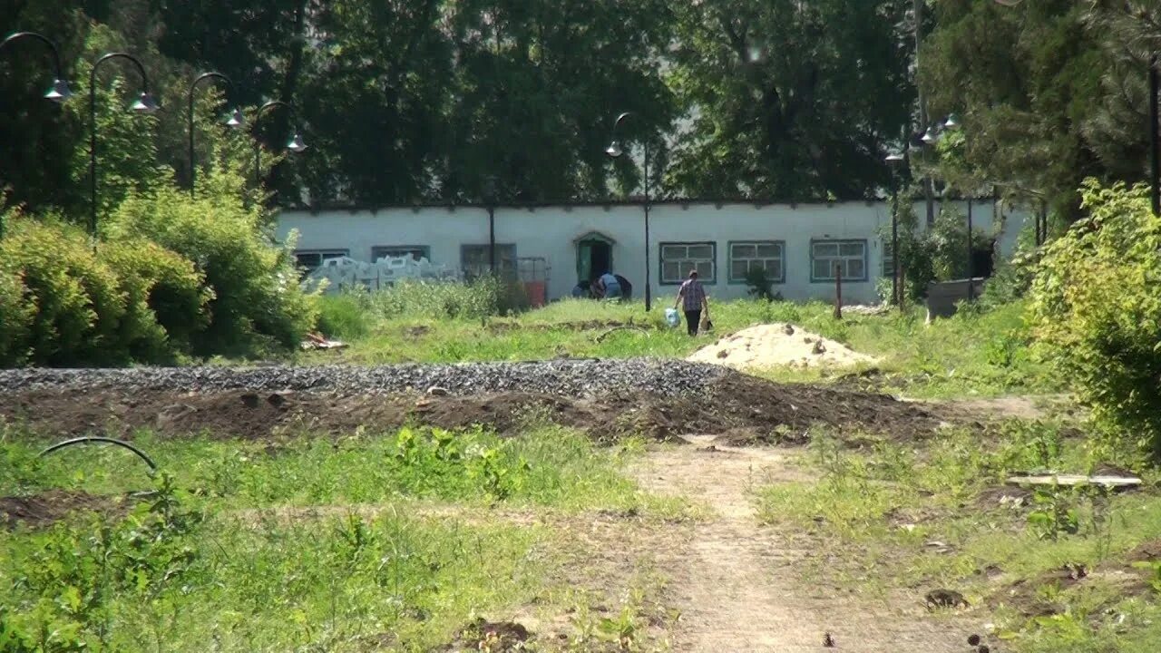 Подслушано сальск свежие новости. Сальск парк. Город Сальск парк Ванцетти. Парк в Сальске Ростовской. Парк культуры и отдыха Сальск.