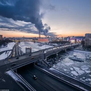 Москва река замерзла