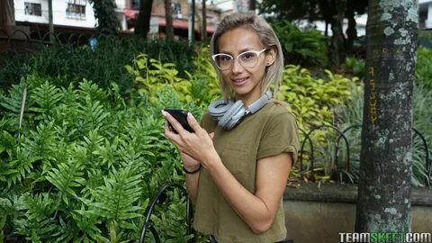 Вероника Леал 