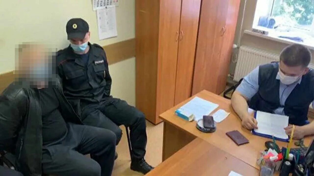 Несколько допрос. Допрос преступника. допрос обвиняемого. допрос в полиции.