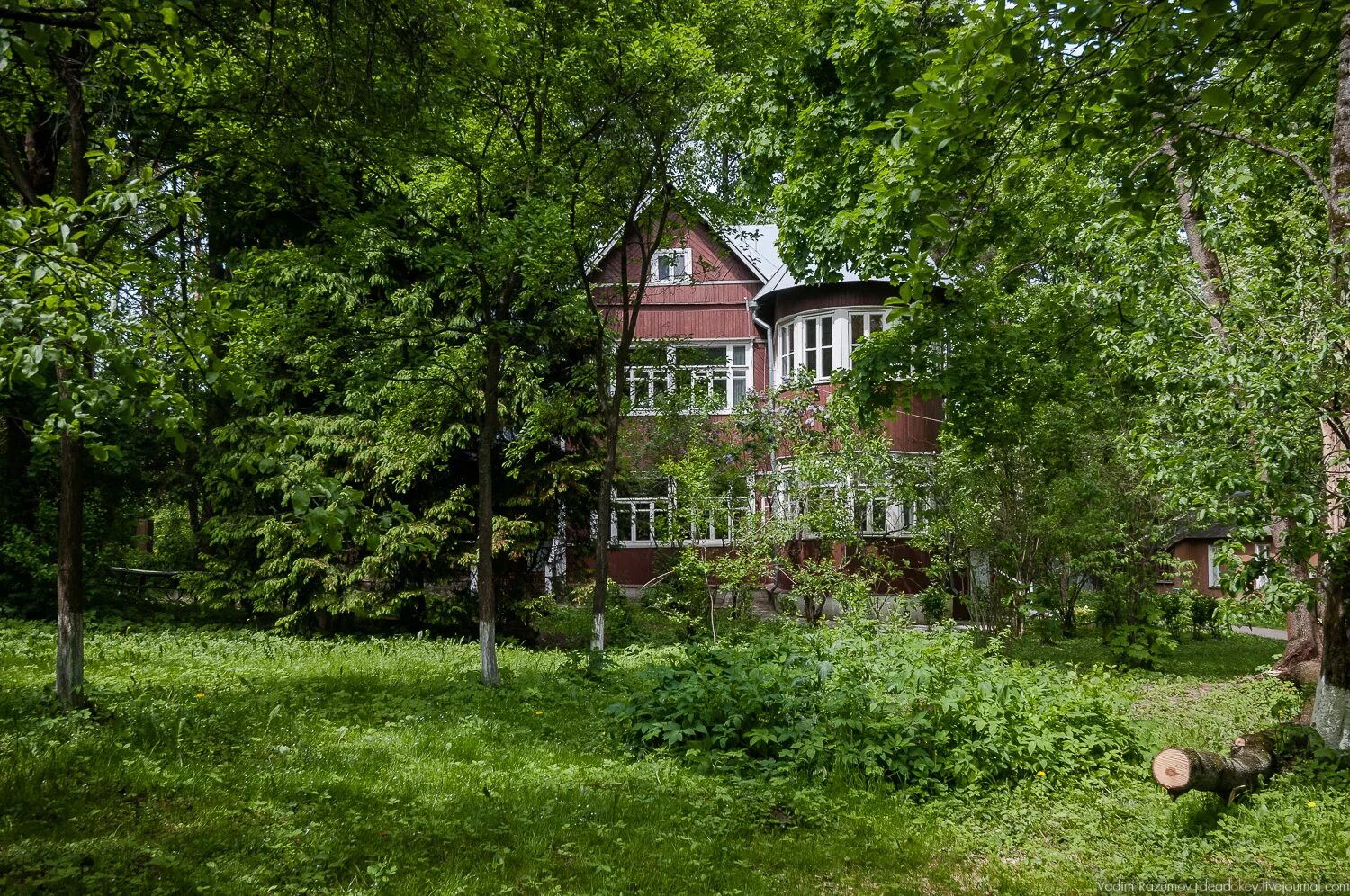 Жк земляничная поляна кстовский район зеленый город. Дачи писателей в переделкино борис пастернак. Деревня новокурьяново. Переделкино дачи писателей. Деревня щербинка южное бутово.