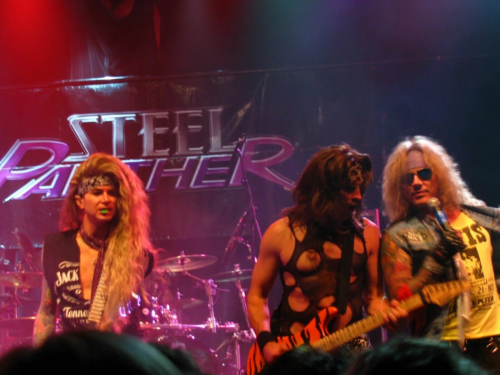 Стальная пантера группа. Steel panther 2023. Группа paradiso постер. Satchel steel panther. Steel panther.