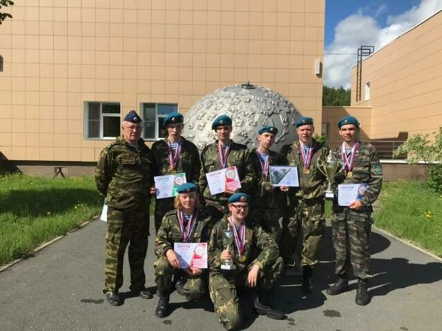 Витязи белгород. Военно-патриотический клуб витязь. Русский витязь самолёт. Фото витязи в белгороде. Витязи белгород.