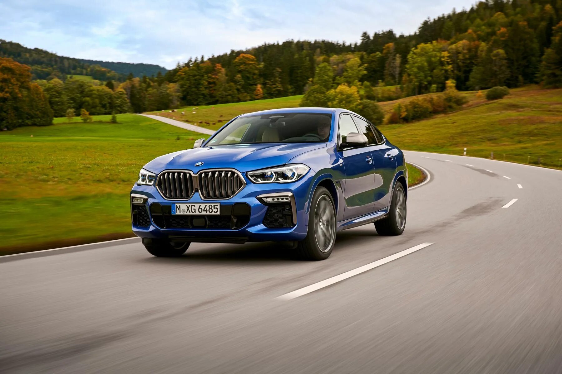 Бмв новый россия. BMW x6 m50i. БМВ х6 новый. БМВ х6 2020. BMW x6 m50i 2020.