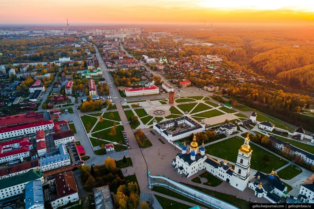 Точное время тобольск. Г Тобольск Тюменской области. Тобольск столица Сибири. Тобольск вид с Кремля. Тобольск с высоты птичьего полета.