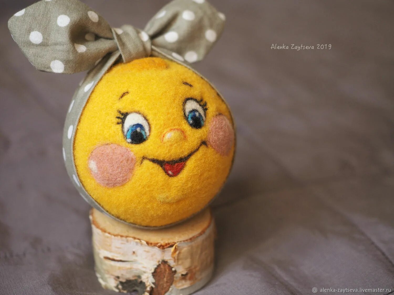 Поделка колобок. Колобок своими руками. Колобок из папье маше. Колобок своими руками. Колобок своими руками.