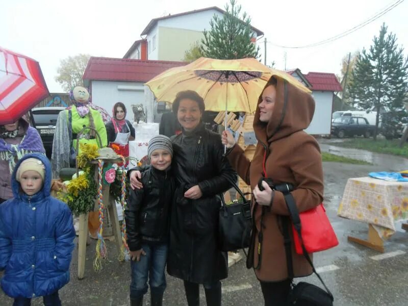 Подслушано жешарт в контакте. Подслушано Жешарт. Организации в Жешарте. Реанавцы в Жешарте. Жешарт Масленица.