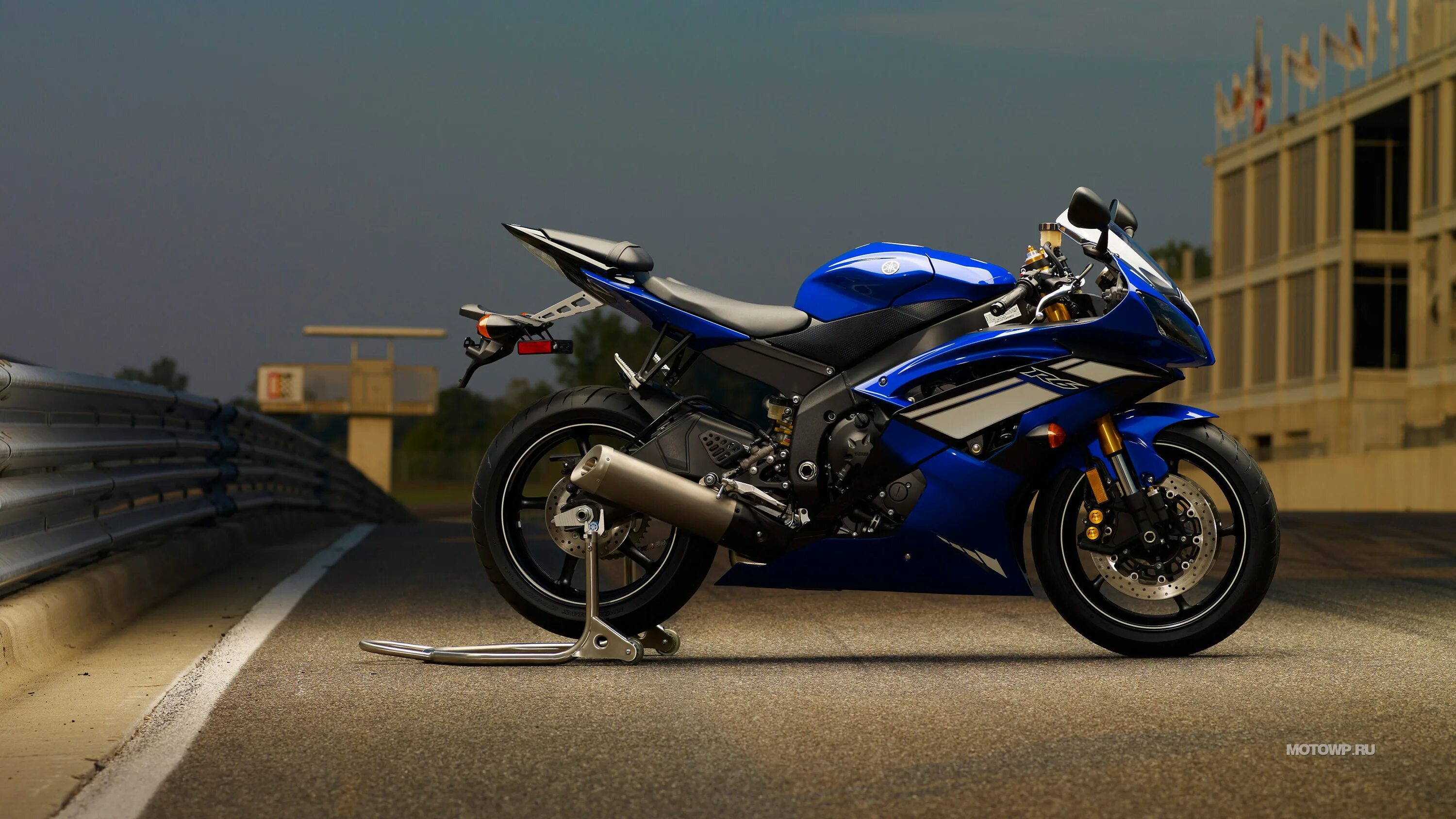 Мотоцикл ямаха р6. Yamaha YZF-r6. Yamaha YZF r6 2012. Мотоцикл Yamaha r6. Мотоцикл Ямаха YZF r6.