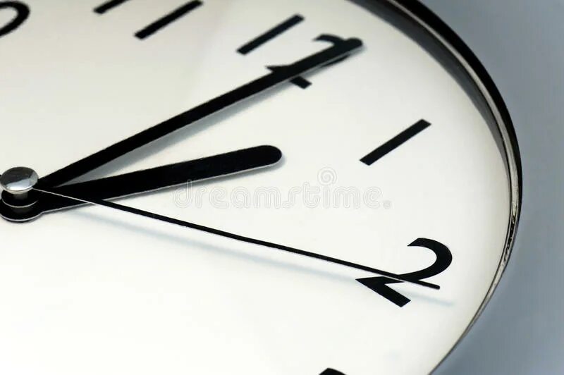 Заметить секунда. Часы минуты секунды. Нужна всего одна минута чтобы заметить особенного человека. Заметить секунда. Быстротечность жизни.