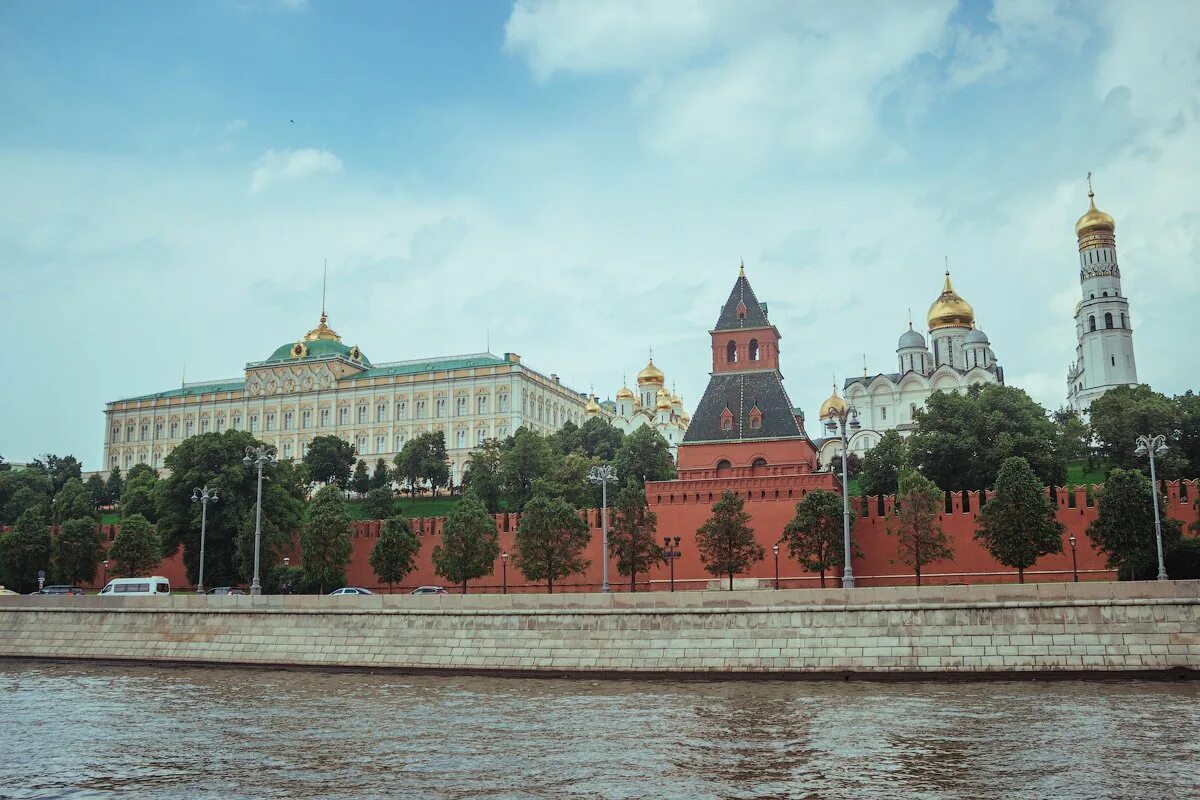 Вся Москва. Москва высотка Путина. Автор кремлевской