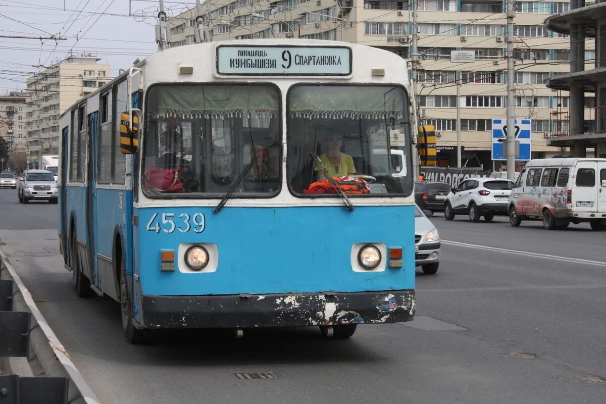 Транспорт Волгограда. Троллейбусы Волгограда. Городской транспорт Волгограда. Первый троллейбус Волгограда.