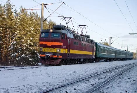 Пригородный поезд коноша