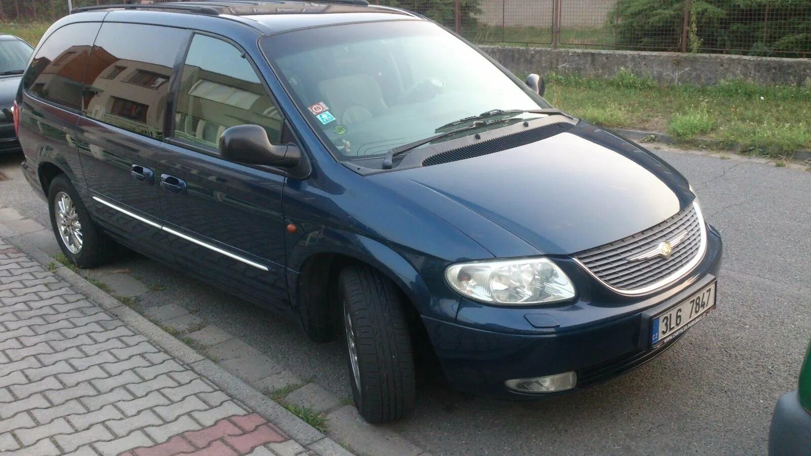 крайслер гранд вояджер 2000. крайслер гранд вояджер 2001. крайслер гранд вояджер 2007. крайслер вояджер 5 поколения. гранд вояджер 4.