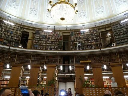 Центральная библиотека санкт петербурга
