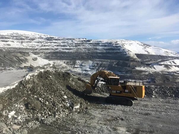 Расвумчоррский рудник оао апатит. Коашвинский карьер восточный рудник. Апатиты кировск карьер. Кировский рудник хибины. Восточный рудник кировск.