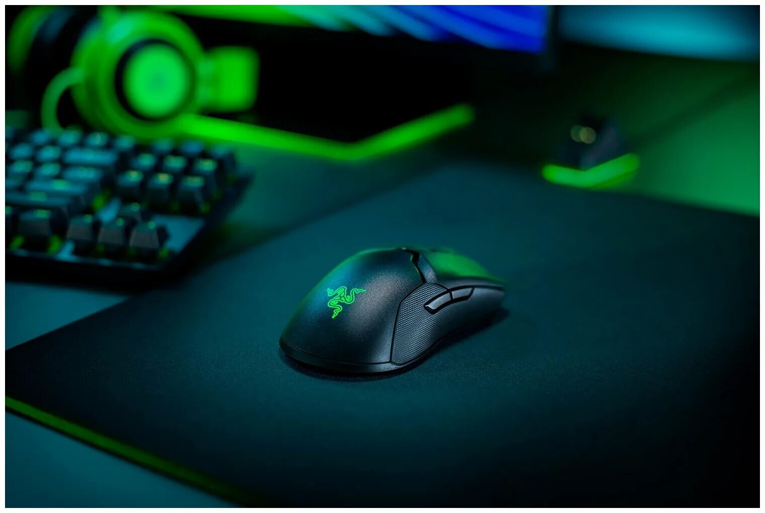 Razer viper ultimate wireless mercury. Мышь беспроводная/проводная razer viper ultimate белый. Razer viper колесо. Беспроводная мышь razer viper ultimate. Игровая мышь razer viper ultimate.