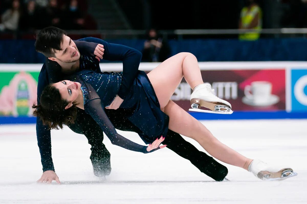 Камилла валиева 2023. Мишин фигурист. Камила валиева фигуристка. Фигурное катание камилла валиева 2023. Камила валиева 2022.