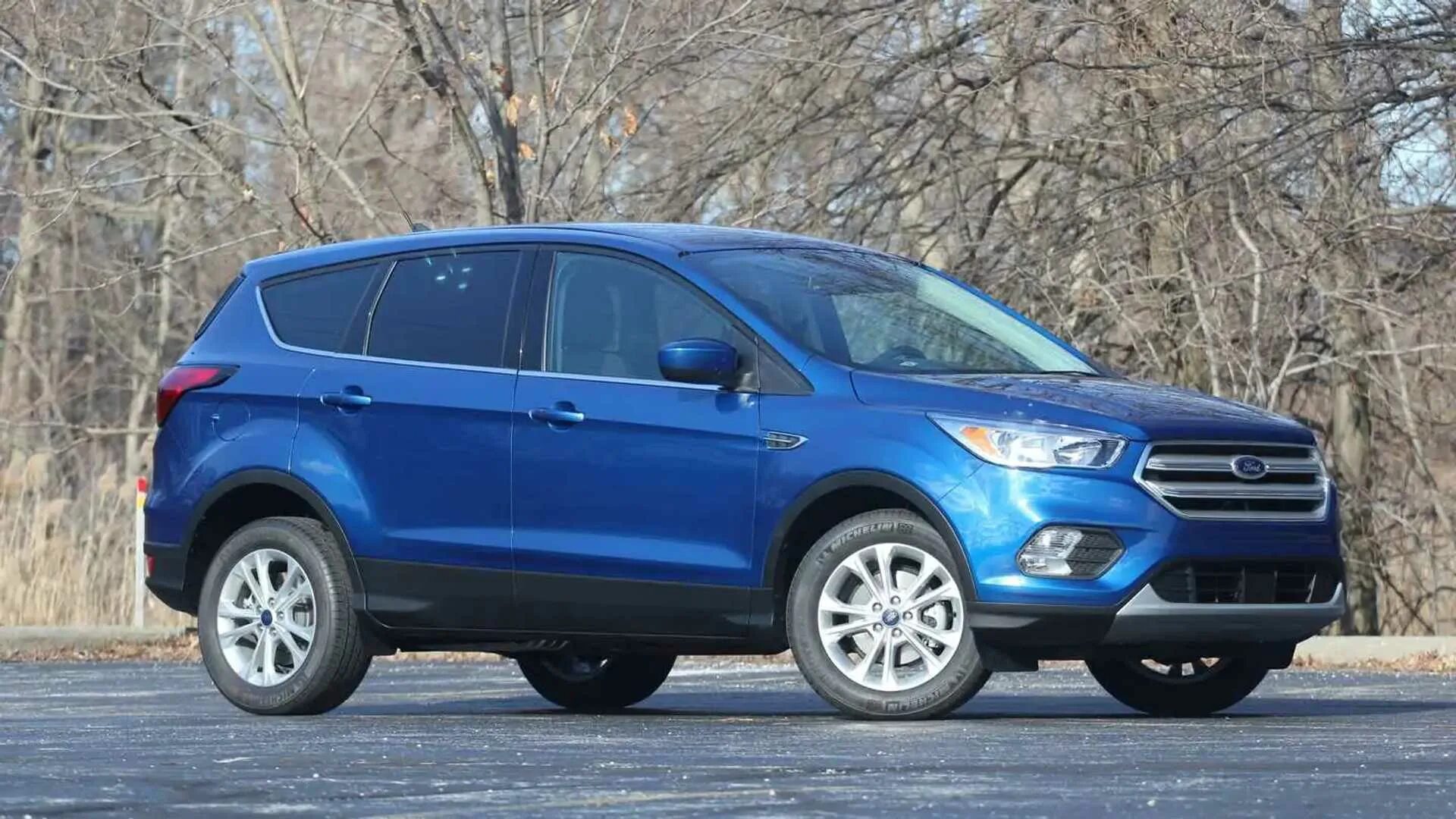 Форд куга 1 дизель купить. Ford Escape 2019. Форд Эскейп 2019 года. Форд Куга 2019. Форд Эскейп 2018.