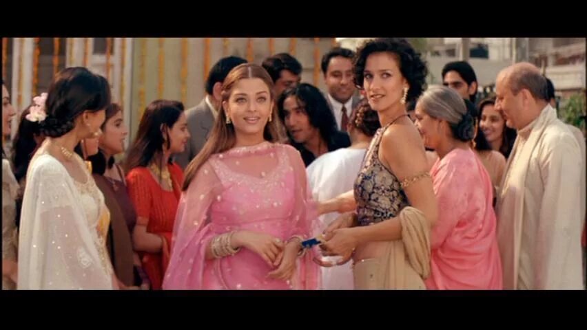 Невеста и предрассудки фильм 2004. Фильм невеста и предрассудки индия. Айшвария рай гордость и предубеждение. Гордость и предубеждение индийский фильм. Невеста и предрассудки индийский фильм.