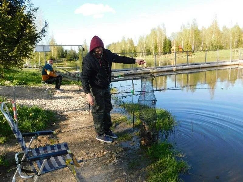 Крх барыбино русфишинг. Пруды Коротыгино. Рыбалка в Коротыгино. Коротыгино платная рыбалка. Коротыгино верхний пруд.