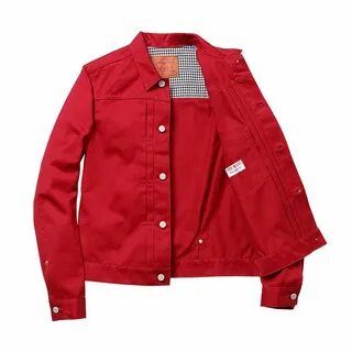 Levis красная