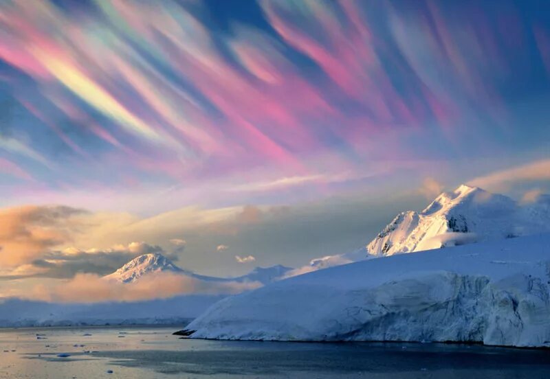 Северный облака. Арктика полярная звезда северное сияние. Облака праздник фото. Небо арктики. Северное сияние в антарктиде.