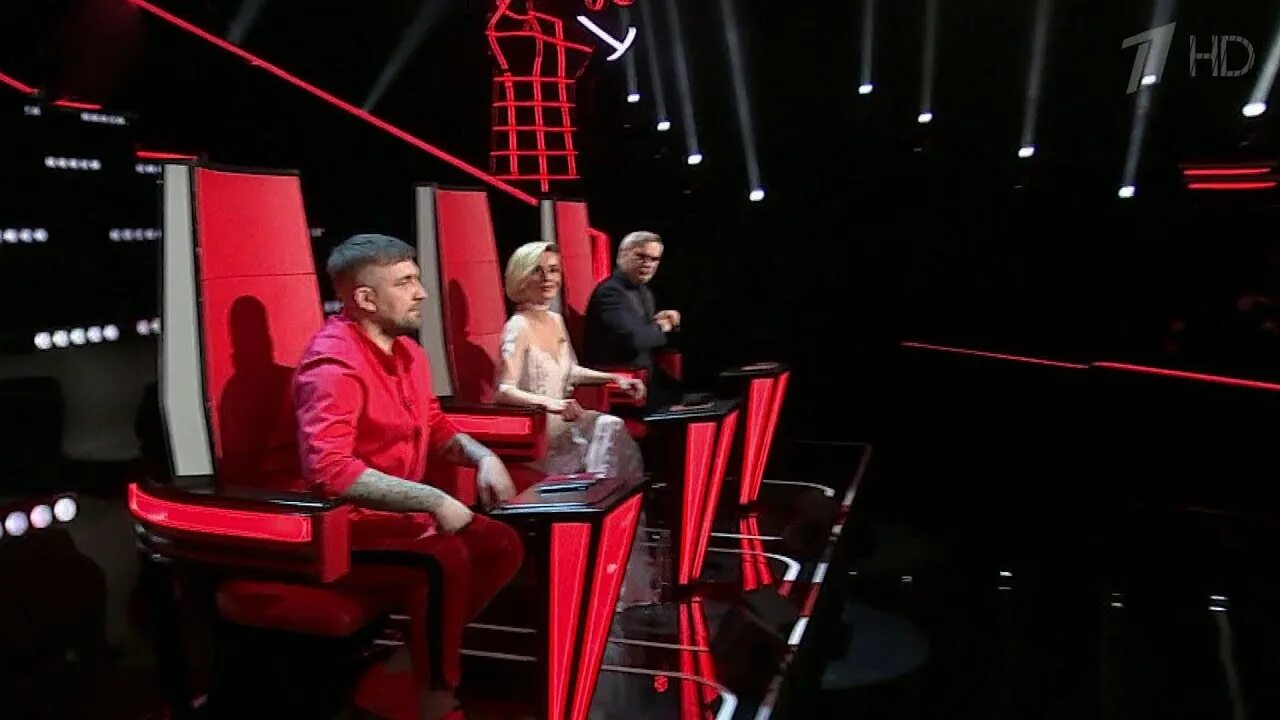 Adam levine and blake shelton. Voice live. Шоу голос 60+ 2022. Шоу голос 2022. Голос 60+ жюри.