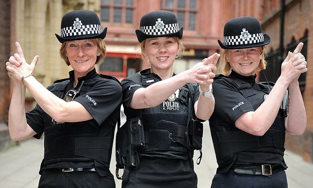 The police for witnesses