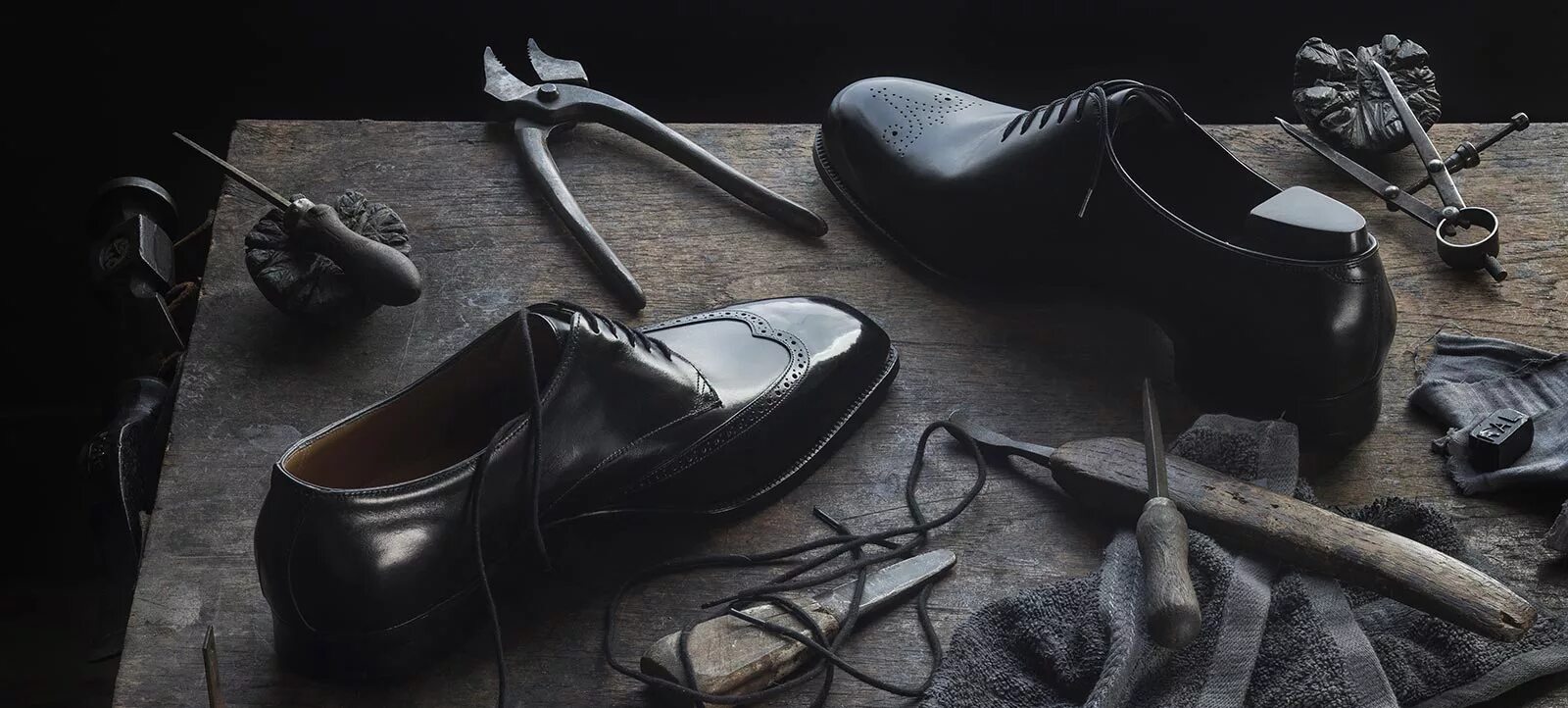 Ателье женская обувь. Пошив обуви. Починка обуви. Шитье обуви. Atelier mercadal туфли.