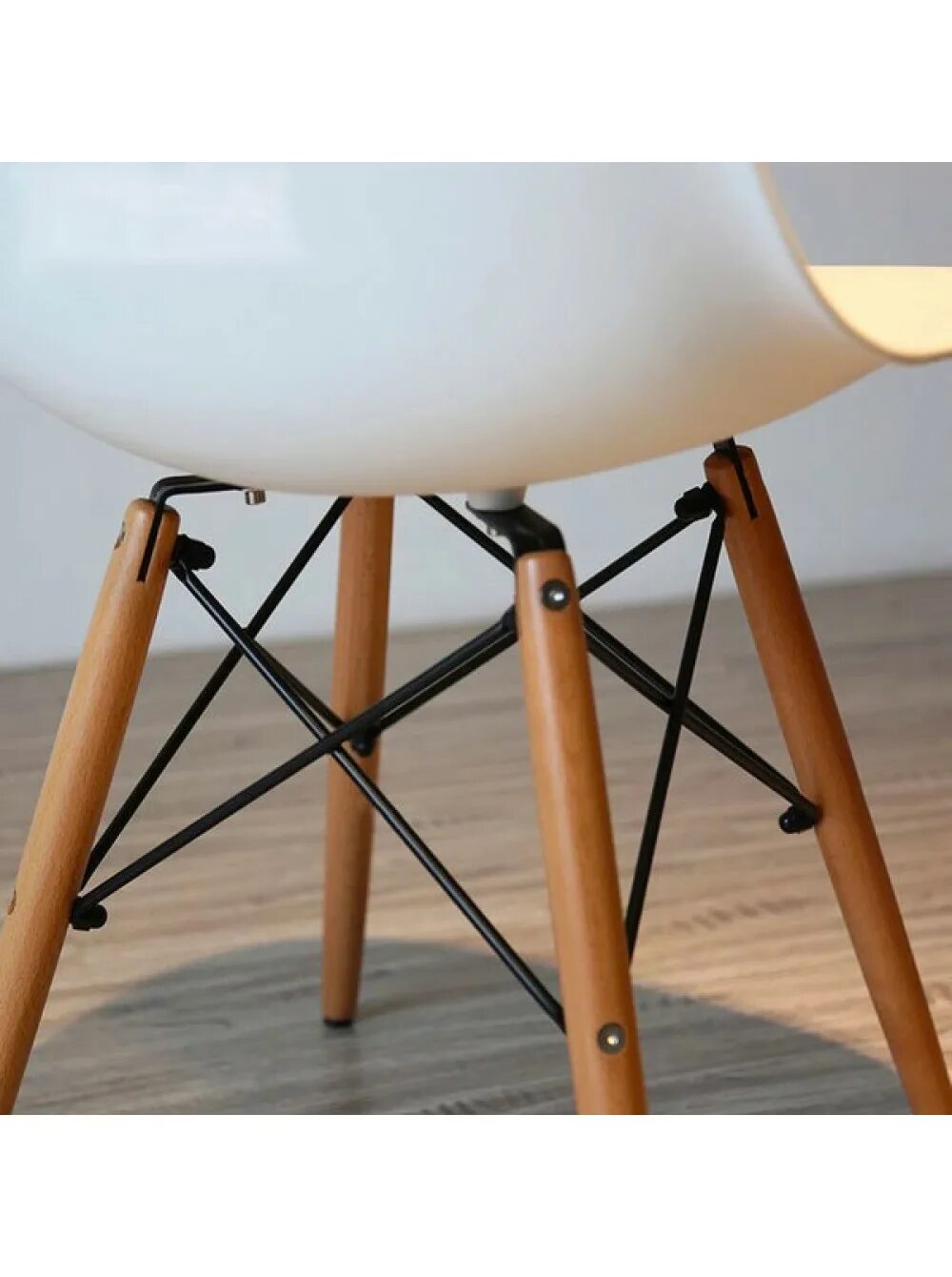 Стул eames dsw белый. Собираем стул с деревянными ножками. Сборка стула с деревянными ножками. Собираем стул с деревянными ножками. Стул dsw (чёрный), eames style.