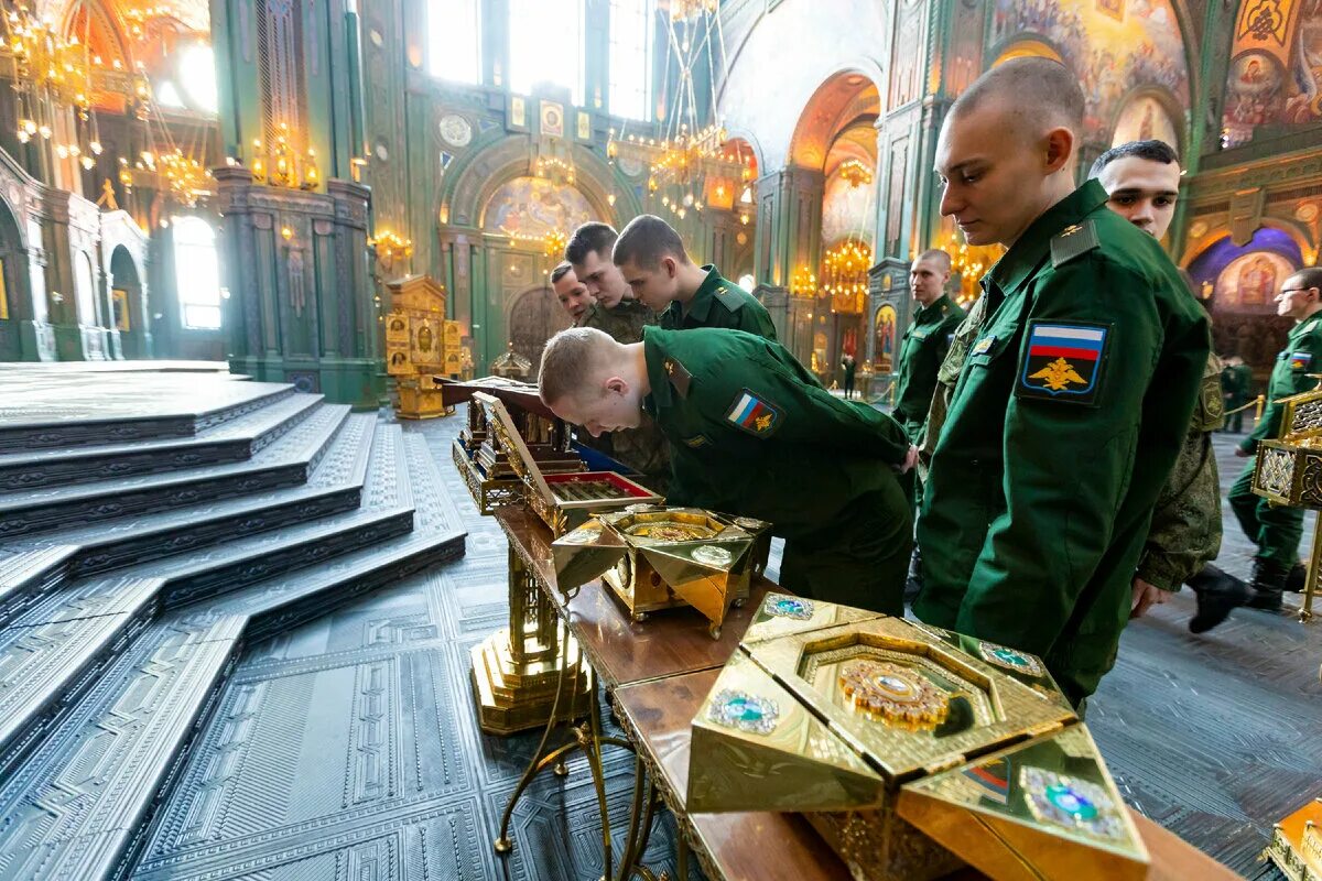Трансляция молебна в главном храме вооруженных сил. Трансляция молебна в главном храме вооруженных сил